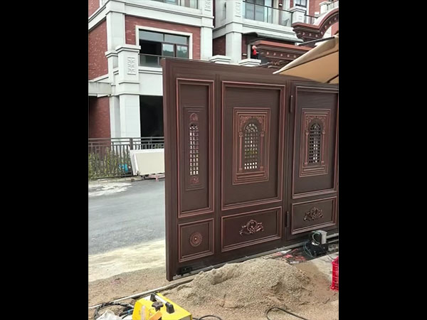 铝合金大门